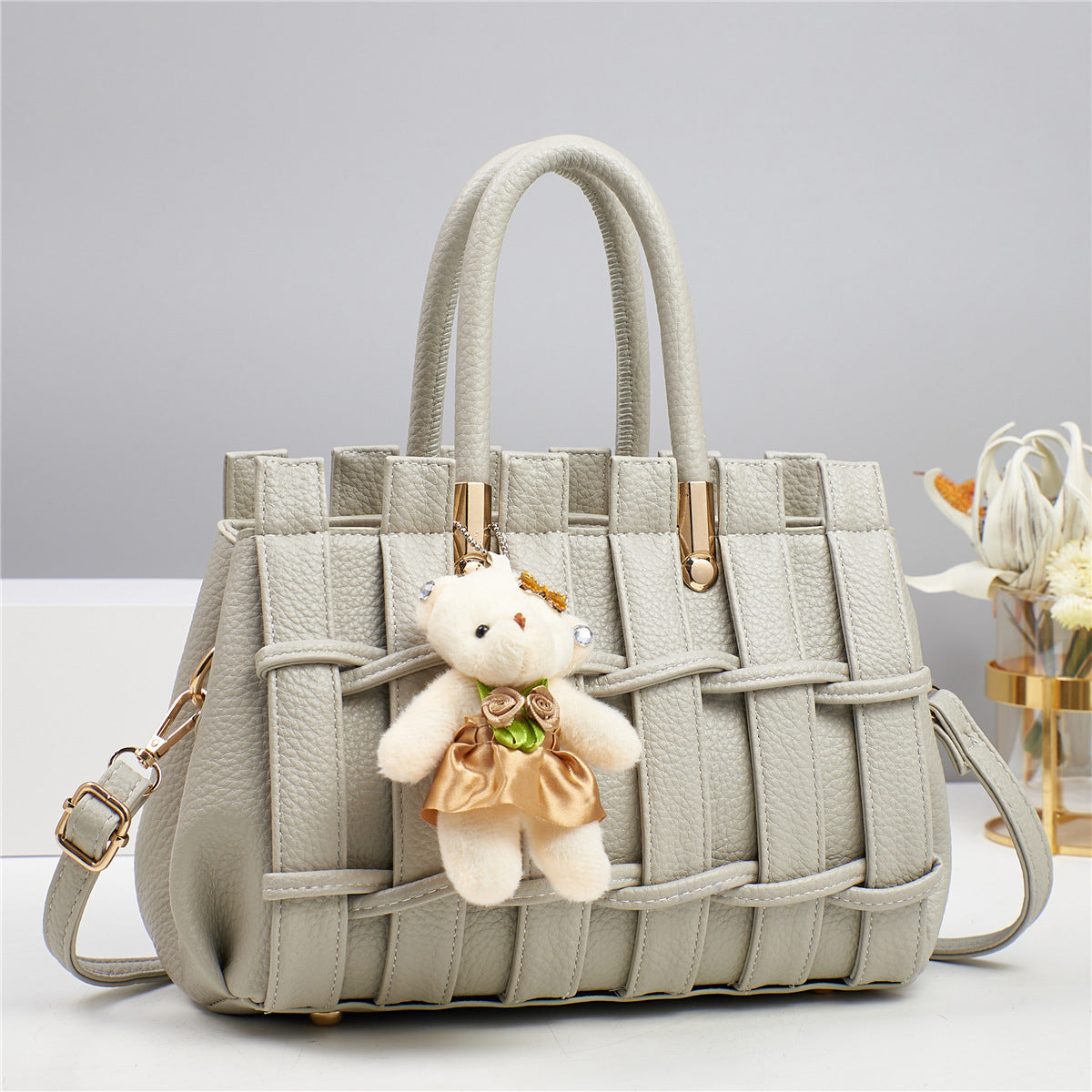 New Anti-scratch Women's Bag Fashion Hand-woven Handbag Shoulder Bag