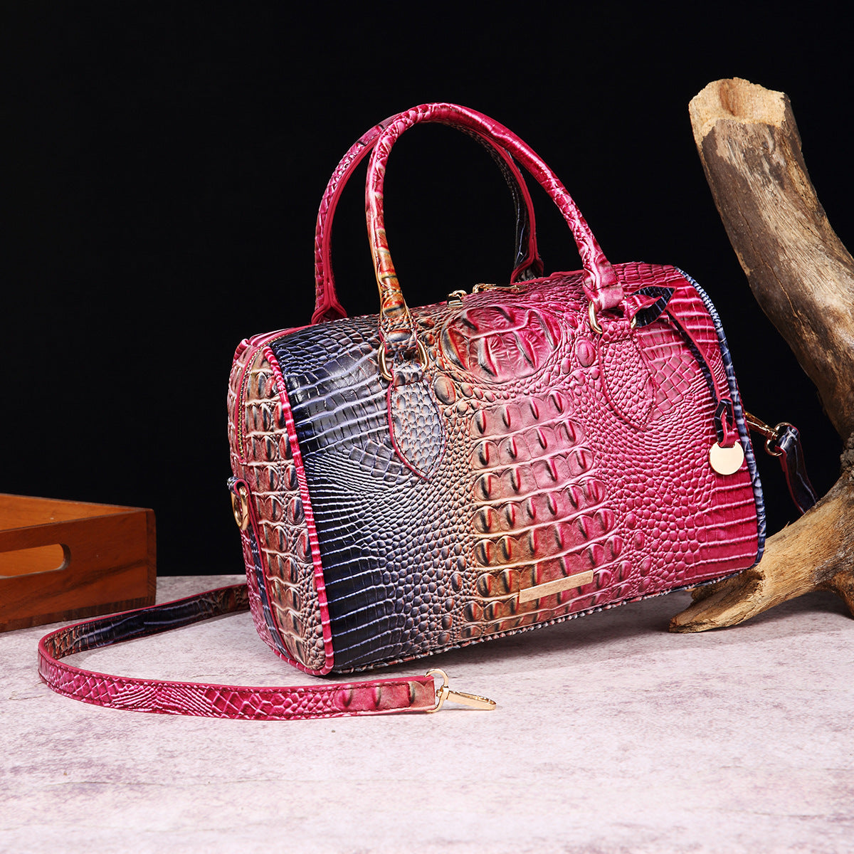 Fashion Crossbody Travel Retro Women's Bag